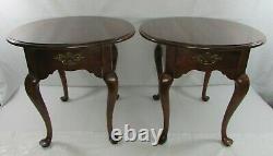 A Pair Of Late 20th Century Statton Queen Anne Cherry 1 Drawer Oval Side Tables