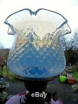 A Superb Late Victorian/edwardian Vaseline Glass Twin Duplex Oil Lamp Shade
