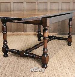 A fine late 18th -early 19th century french draw leaf table