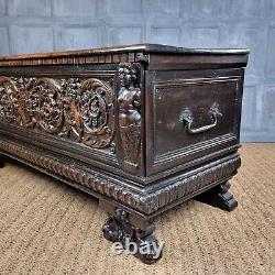 A late 16th early 17th century Coffer