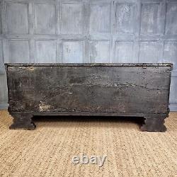 A late 16th early 17th century Coffer