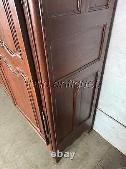 ANTIQUE LATE 18th c. 1780s ORIGINAL FRENCH PROVINCIAL 2 DOOR ARMOIRE. SOLID WOOD