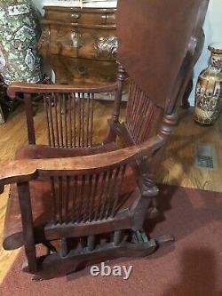 ANTIQUE WOOD PLATFORM SLIDER ROCKING CHAIR CIRCA LATE 1800s / EARLY 1900s