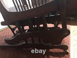 ANTIQUE WOOD PLATFORM SLIDER ROCKING CHAIR CIRCA LATE 1800s / EARLY 1900s
