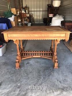 Aesthetic 1800s 1910 Victorian Eastlake Oak Table Desk Spindles Very Good Cond