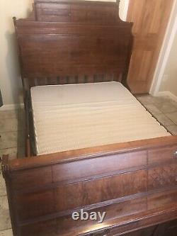 Antique Art Nouveau Late 1800s Solid Wood Trundle Bed