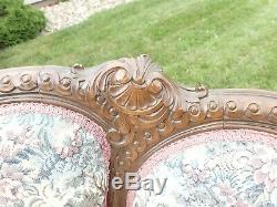 Antique French Louis XV Style Settee/ Love Seat Set, Late 19 Century