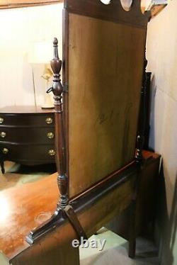 Antique Hepplewhite Style Late 19th c. Mahogany Vanity Desk with Mirror