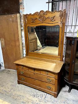 Antique Large Late Victorian Quarter sawn Oak Five Drawer Dresser with Mirror