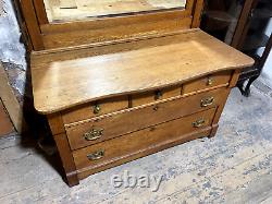 Antique Large Late Victorian Quarter sawn Oak Five Drawer Dresser with Mirror