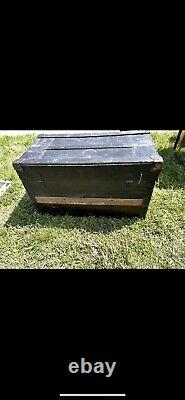 Antique Late 1800s Trunk