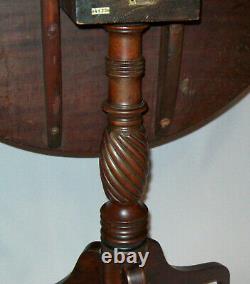 Antique Late 18th Early 19 C Mahogany Federal Tip Top Tripod Candlestand Table