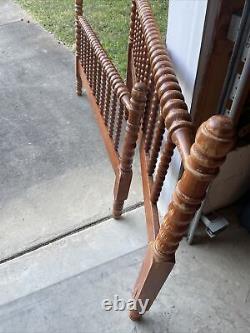 Antique Late 19th C Jenny Lind Style Solid Maple Full Size Spool Bed Frame 2pc