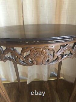 Antique victorian style table Genuine walnut Fine Furniture Chicago AFcNO