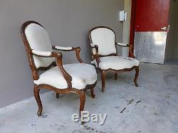 Authentic Pair Late 18th Century French Louis 16th Walnut Bergere Chairs Pegged