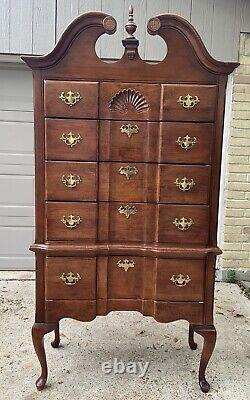 Beautiful Queen Anne Style Cherry Highboy Chest of Drawers, Late 20th Century