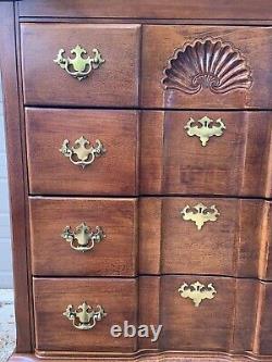 Beautiful Queen Anne Style Cherry Highboy Chest of Drawers, Late 20th Century