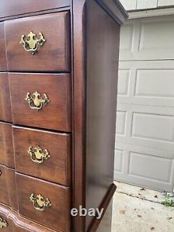 Beautiful Queen Anne Style Cherry Highboy Chest of Drawers, Late 20th Century