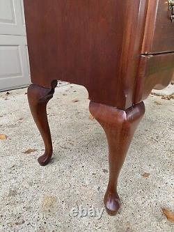 Beautiful Queen Anne Style Cherry Highboy Chest of Drawers, Late 20th Century