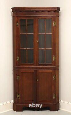 CRAFTIQUE Solid Mahogany Chippendale Style Corner Cupboard / Cabinet C