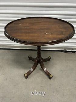 CTH Sherrill Occasional Vintage Solid Wood English American Side Table As Is