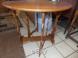 Carved Quartersawn Oak Dropleaf Gate Leg Table Late 1800's Early 1900's (T619)