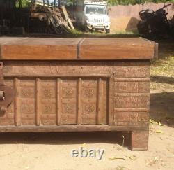 Coffee table antique trunk storage old wooden trunk chest vintage box