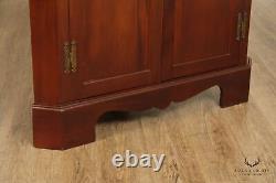 Craftique Chippendale Style Solid Mahogany Chippendale Style Corner Cabinet`