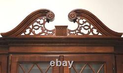 ETHAN ALLEN Inlaid Mahogany 18th Century Collection Breakfront China Cabinet