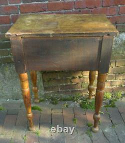 Early American Primitive Sheraton Late 19th Early 20th One Drawer Stand Table