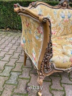 Elegant Louis XVI-Style Gilded Settee with Gold Damask Upholstery Late 20th Ct