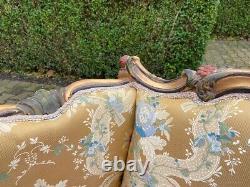 Elegant Louis XVI-Style Gilded Settee with Gold Damask Upholstery Late 20th Ct