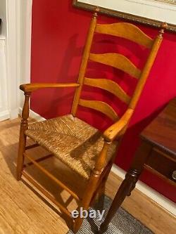 FANTASTIC Late 18th Century Pennsylvania Ash Ladderback Chair