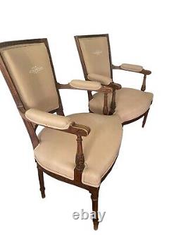 French Directoire Empire Style Pair of Mahogany Carved Swan Armchairs