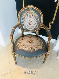 French Late-19th Century Pair of Louis XV Style Giltwood Chairs 1890-1900