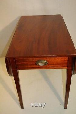 Gorgeous English Sheraton Inlaid Solid Mahogany Pembroke Table, Late 18th C