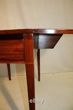 Gorgeous English Sheraton Inlaid Solid Mahogany Pembroke Table, Late 18th C