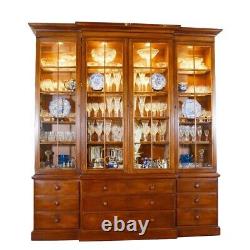 HENREDON registry first edition No. 42 Breakfront China Cabinet