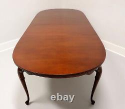 HICKORY CHAIR Mahogany Queen Anne Oval Dining Table