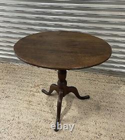 Handsome Late 18th / Early 19th Century Georgian Tilt Top Occasional Table