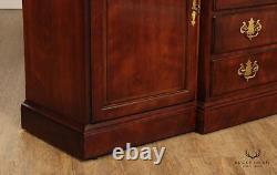 Henredon Chippendale Style Cherry Breakfront China Cabinet