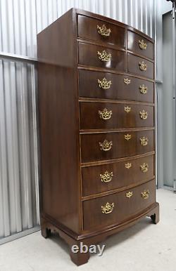 Henredon Mahogany Bow Front 9 Drawers Chest