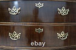 Henredon Mahogany Bow Front 9 Drawers Chest