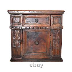 Late 16th to Early 17th-Century Italian Walnut Credenzino Cabinet