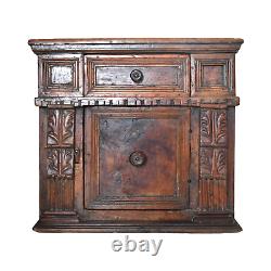 Late 16th to Early 17th-Century Italian Walnut Credenzino Cabinet