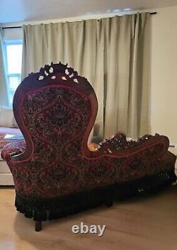 Late 1800's Antique Victorian Fainting Couch With Carved Wood