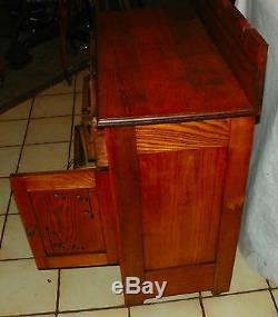Late 1800's Chestnut Eastlake Washstand / Cabinet (DR42)
