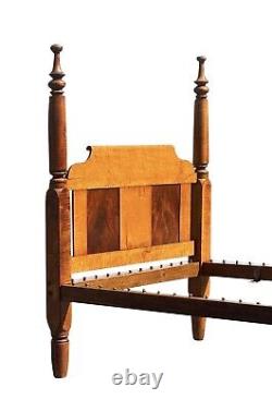 Late 18th Century Antique Federal Tiger Maple & Figured Mahogany Four Poster Bed