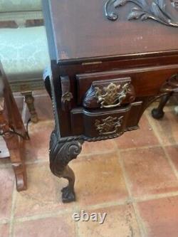 Late 19th Century American Classical Style Mahogany Desk
