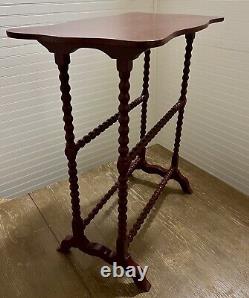 Late 19th Century American Victorian Side Table
